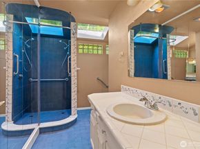 354 NW 177th Street, Shoreline WA 98177
