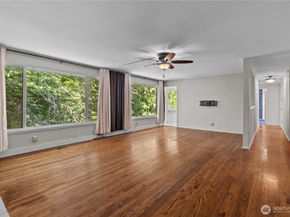 354 NW 177th Street, Shoreline WA 98177