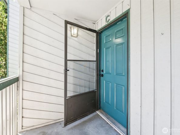 4006 S 158th Street C, Tukwila WA 98188