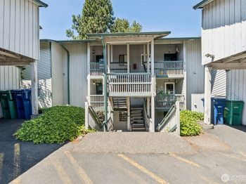 4006 S 158th Street