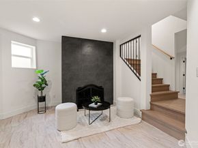 321 17th Avenue E, Seattle WA 98112