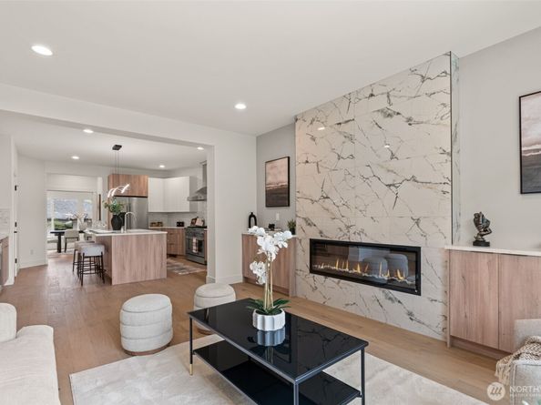 321 17th Avenue E, Seattle WA 98112