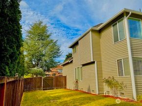 4509 NE 19 Street, Renton WA 98059
