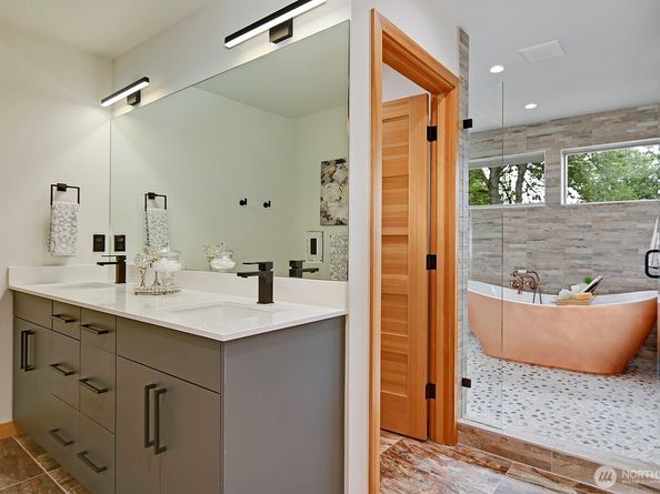 2709 S Ferdinand Street, Seattle WA 98108