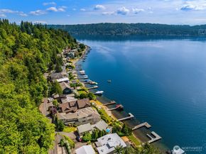 830 W Lake Sammamish Parkway NE, Bellevue WA 98008