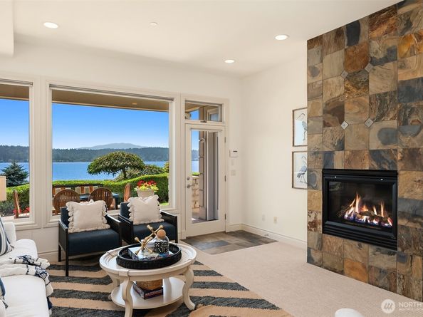 830 W Lake Sammamish Parkway NE, Bellevue WA 98008