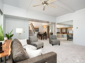 4004 Beach Drive SW 302, Seattle WA 98116