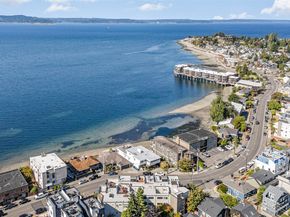 4004 Beach Drive SW 302, Seattle WA 98116