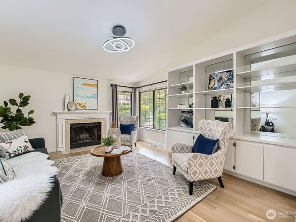 16142 SE 33rd Lane Unit #1001, Bellevue WA 98008