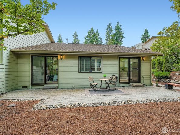 16142 SE 33rd Lane Unit #1001, Bellevue WA 98008
