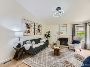 16142 SE 33rd Lane Unit #1001, Bellevue WA 98008