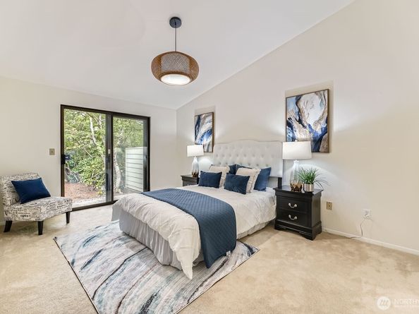 16142 SE 33rd Lane Unit #1001, Bellevue WA 98008