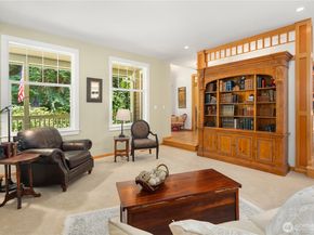 19808 Yew Way, Snohomish WA 98296