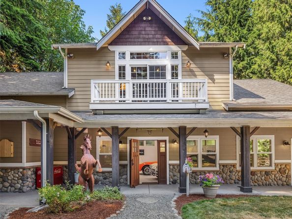 19808 Yew Way, Snohomish WA 98296