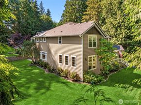 19808 Yew Way, Snohomish WA 98296