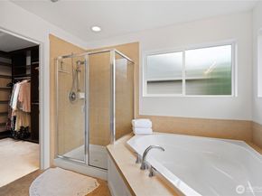 11008 243rd Avenue NE, Redmond WA 98053