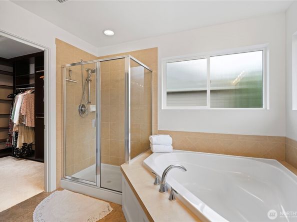 11008 243rd Avenue NE, Redmond WA 98053