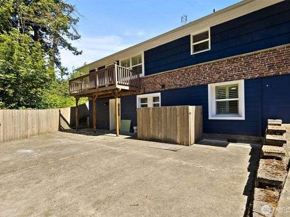 4525 10th Avenue S, Seattle WA 98108