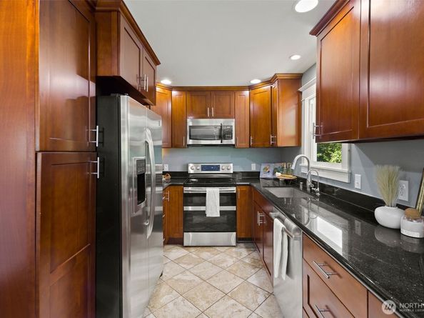 4525 10th Avenue S, Seattle WA 98108