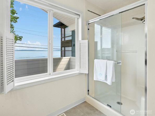 1710 Alki Ave SW, Seattle WA 98116
