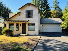 16718 SE 40th Place, Bellevue WA 98008