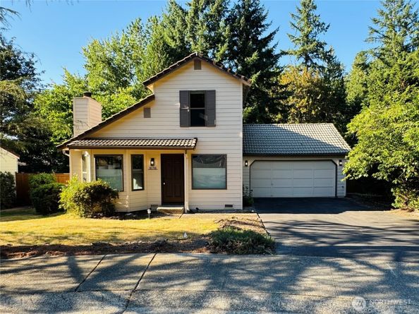 16718 SE 40th Place, Bellevue WA 98008