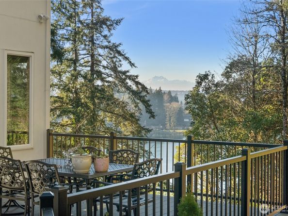 3585 Sulphur Springs Lane NW, Bremerton WA 98310