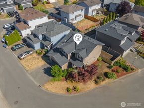 2707 S 268th Place, Kent WA 98032
