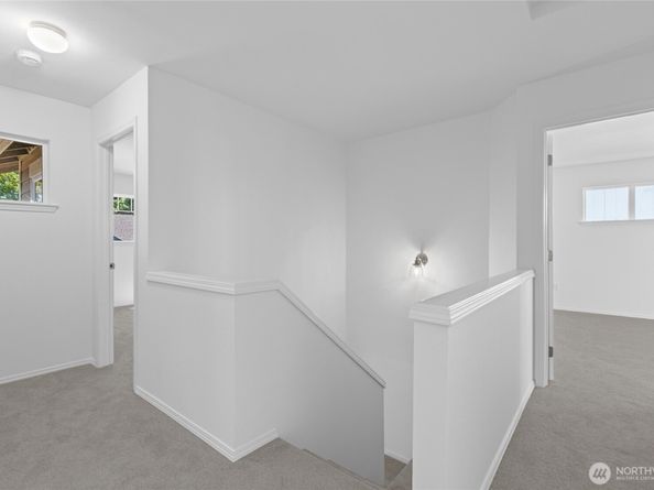 2707 S 268th Place, Kent WA 98032