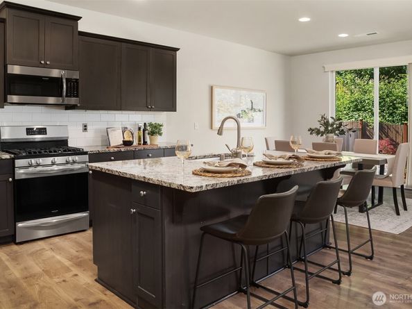 12611 37th Place NE, Lake Stevens WA 98258