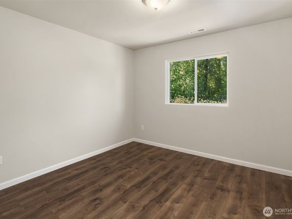 12611 37th Place NE, Lake Stevens WA 98258