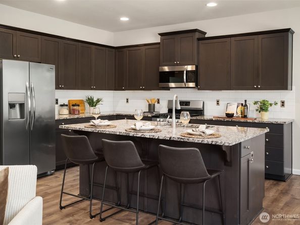 12611 37th Place NE, Lake Stevens WA 98258