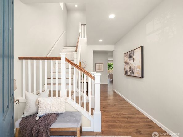 12611 37th Place NE, Lake Stevens WA 98258