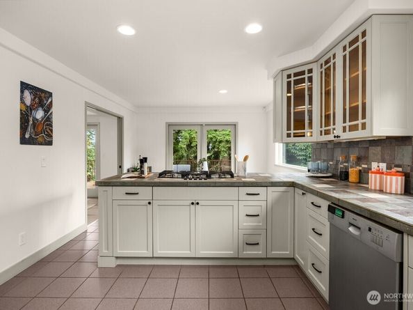 1409 4th Street, Kirkland WA 98033