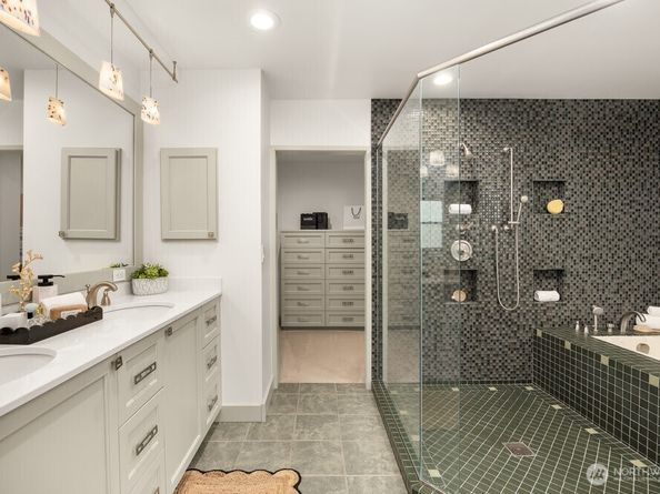 1409 4th Street, Kirkland WA 98033