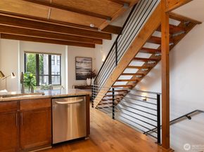 1521 N 80th Street, Seattle WA 98103
