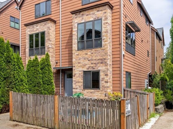 1521 N 80th Street, Seattle WA 98103