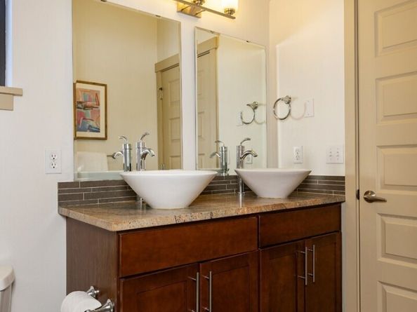 1521 N 80th Street, Seattle WA 98103