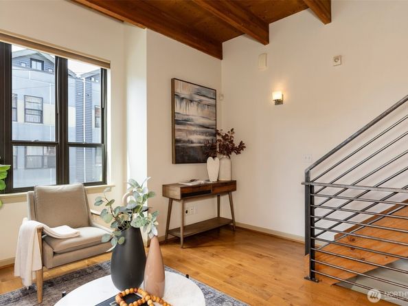 1521 N 80th Street, Seattle WA 98103