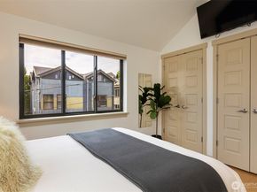 1521 N 80th Street, Seattle WA 98103