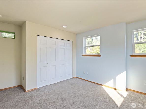 6615 NE Maple Street, Suquamish WA 98392