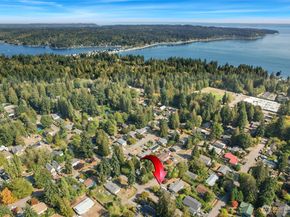 6615 NE Maple Street, Suquamish WA 98392