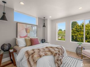 915 N 98th Street B, Seattle WA 98103