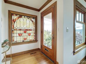 2663 37th Avenue SW, Seattle WA 98126