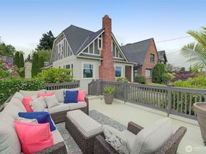 2663 37th Avenue SW, Seattle WA 98126