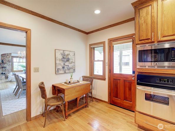 2663 37th Avenue SW, Seattle WA 98126