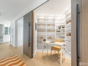 2033 2nd Avenue 1111, Seattle WA 98121