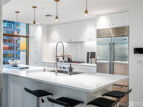2033 2nd Avenue 1111, Seattle WA 98121