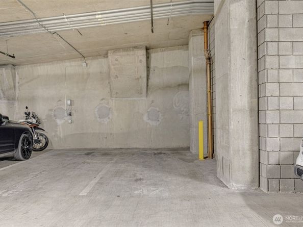 2033 2nd Avenue 1111, Seattle WA 98121
