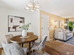 3923 NE 22nd Place, Renton WA 98056